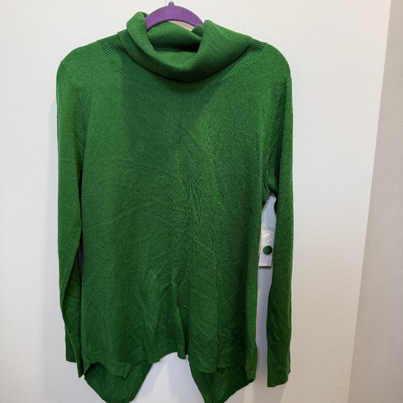 NY & Co Asymmetric Hem Green Sweater - Picture 1 of 3